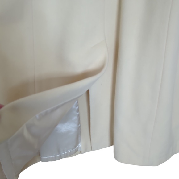 Cashmere Wool Blend Off-White Black Faux Fur Collar Long Coat - Picture 10 of 16